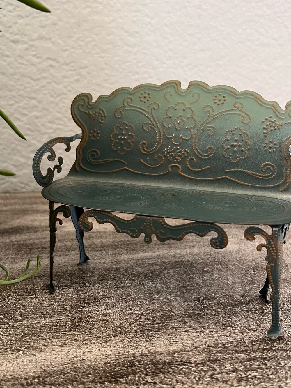 Vintage Decorative Victorian Metal Miniature Garden Bench 6" Mid-Century